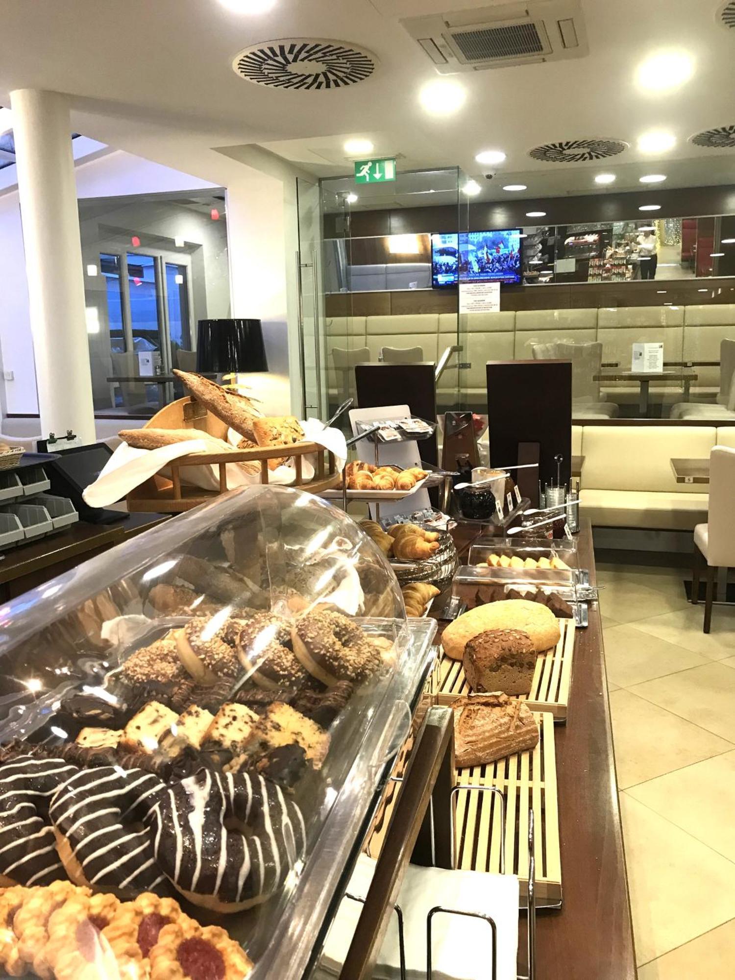 Albrecht Hotel 3*