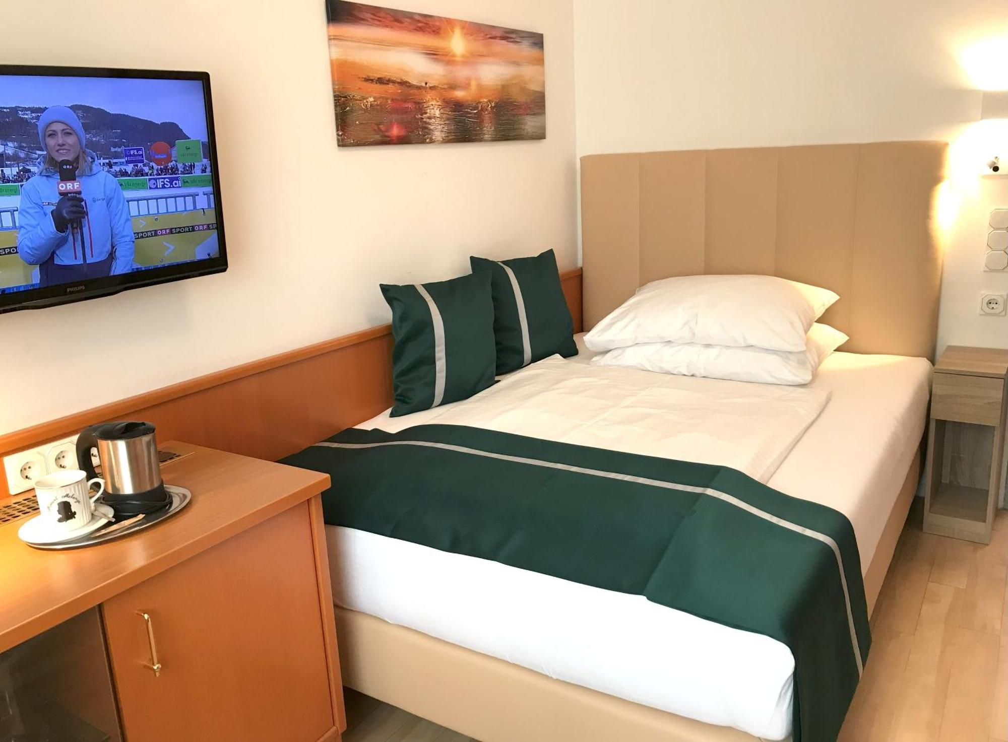 Hotel Albrecht 3*