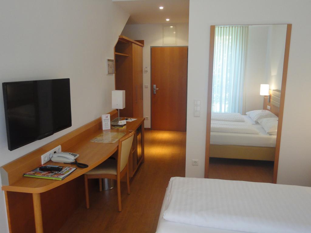 Hotel Albrecht 3*