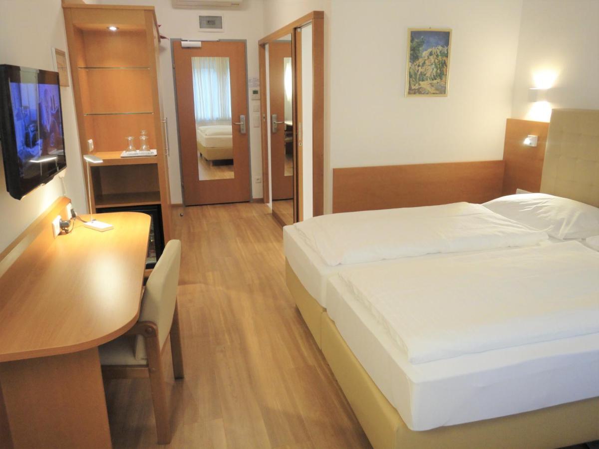 Albrecht Hotel 3*
